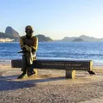 Copacabana Flat Com Varanda E Garagem