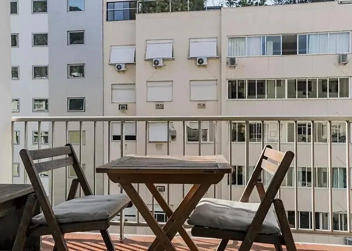 Copacabana Flat Com Varanda E Garagem