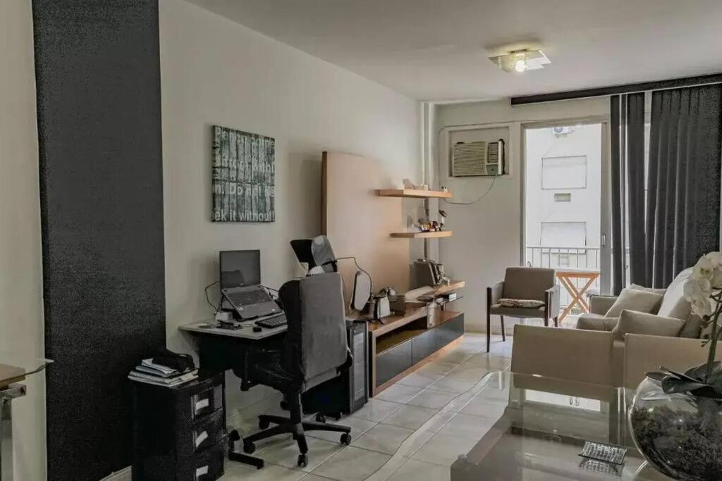 Copacabana Flat Com Varanda E Garagem