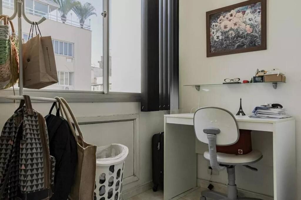 Copacabana Flat Com Varanda E Garagem