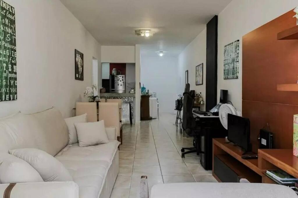 Copacabana Flat Com Varanda E Garagem