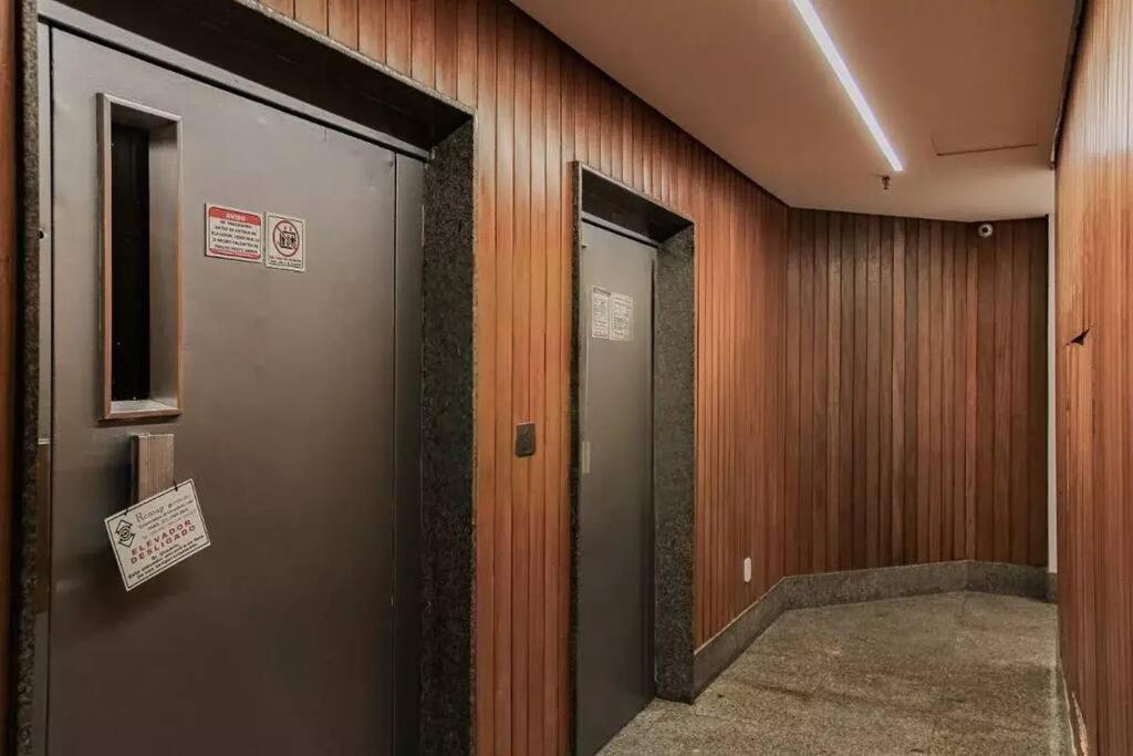 Copacabana Flat Com Varanda E Garagem *